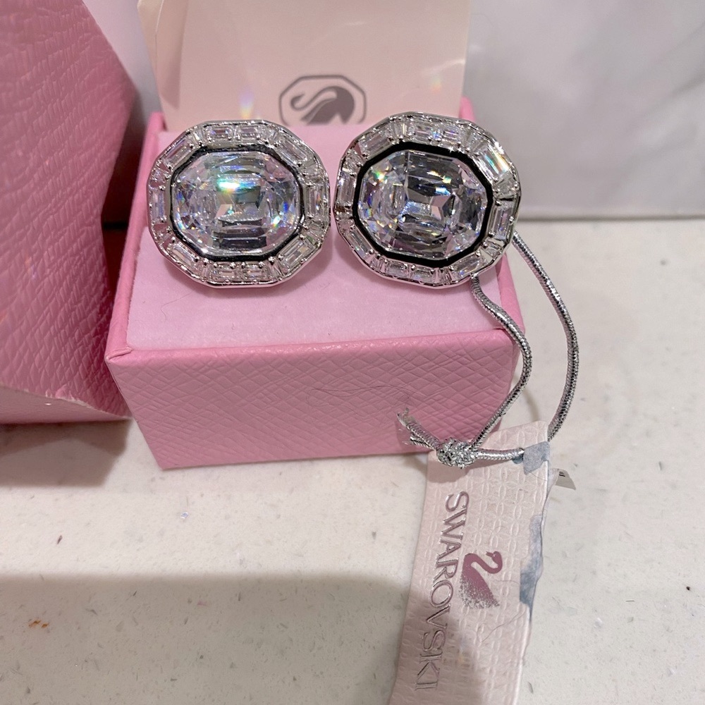Swarovski Silver Crystal clip on Earrings - Picture 5 of 6